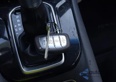 2019 Hyundai Ioniq Hybrid Blue from USA, damaged, VIN KMHC65LC2KU163920